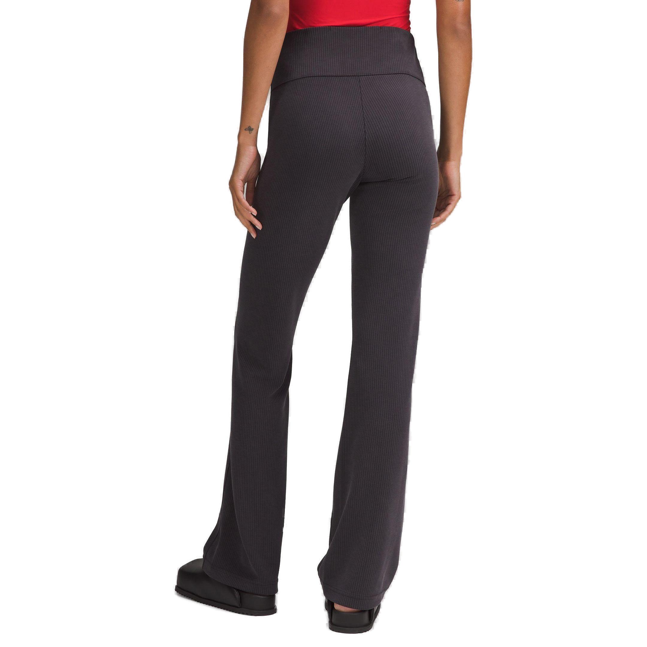 Sizing (W) Lululemon Softstreme Celana Flare Lembut & Bernapas - Tanpa Resleting, Warna Polos. LW5GVKS