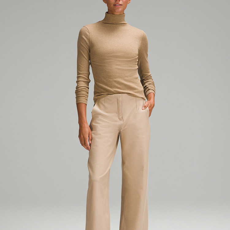 Lookbook (W) Lululemon 素色修身高領長袖瑜伽上衣 LW3HKQS