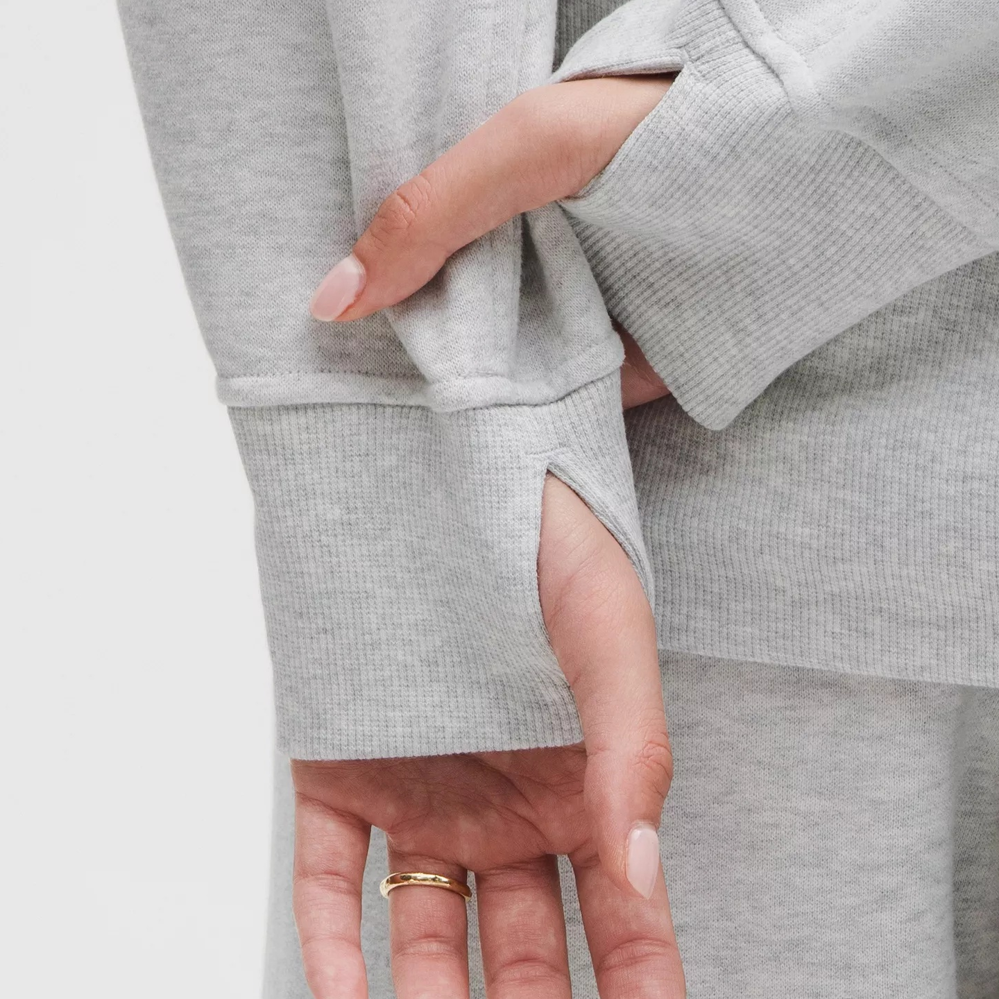 Cheap (W) Lululemon 灰色半拉鍊寬鬆長袖運動衫 LW3JFJS