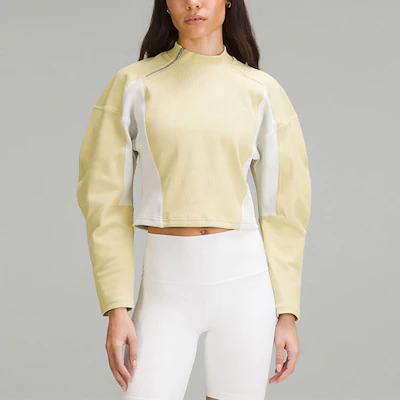 (W) ルルレモン SS23 イエローパフスリーブ プルオーバースウェットシャツ LW3GVXS Lookbook (W) ルルレモン SS23 イエローパフスリーブ プルオーバースウェットシャツ LW3GVXS