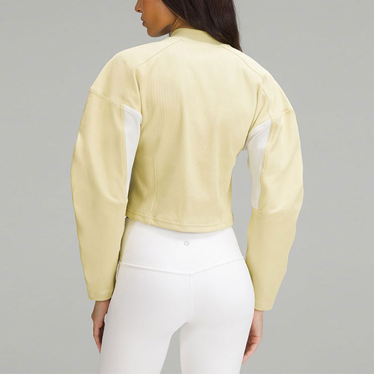 Shop (W) ルルレモン SS23 イエローパフスリーブ プルオーバースウェットシャツ LW3GVXS