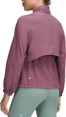 (W) ルルレモン ストレッチリップストップ スウィフト™ ハーフジップジャケット LW3FEWS Lookbook (W) ルルレモン ストレッチリップストップ スウィフト™ ハーフジップジャケット LW3FEWS