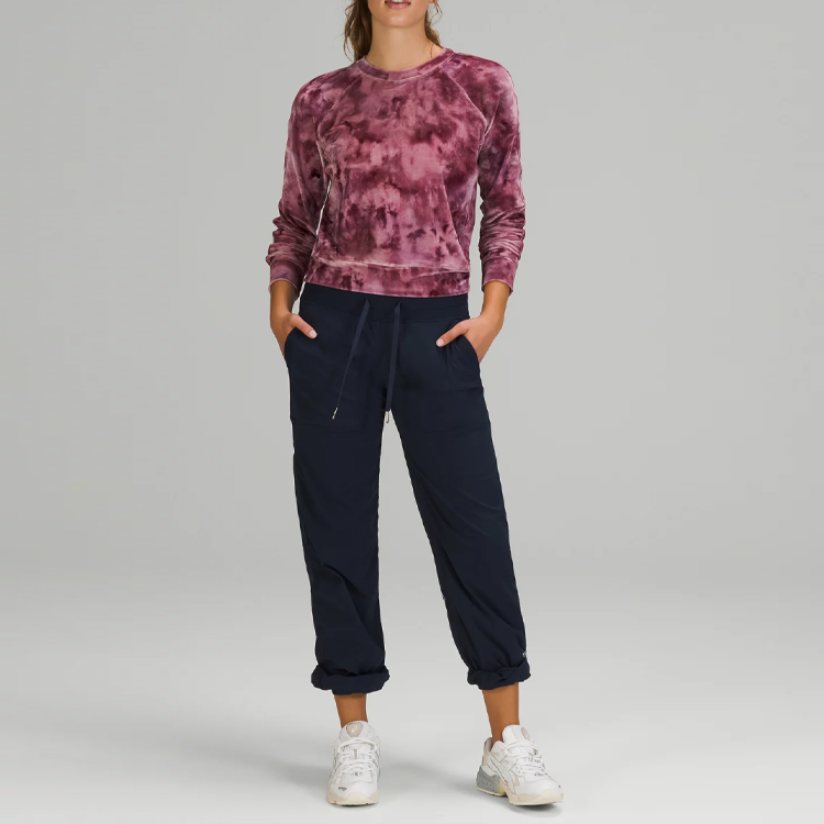 Shop (W) Lululemon 保暖絨毛圓領長袖拉格蘭運動上衣 LW3FKES