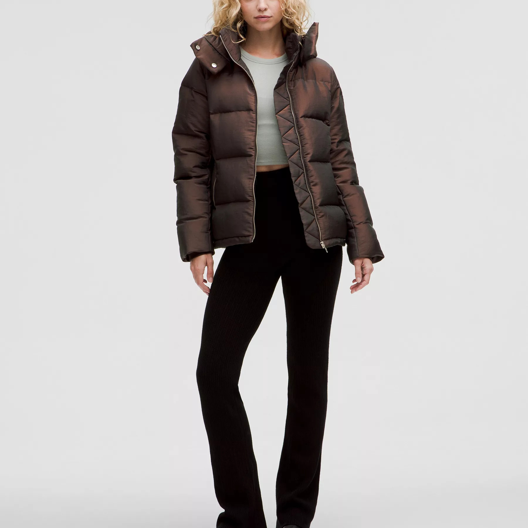 Shop (W) Lululemon Wunder Puff Chaqueta de Plumón 600 con Capucha Desmontable. LW4CI2S