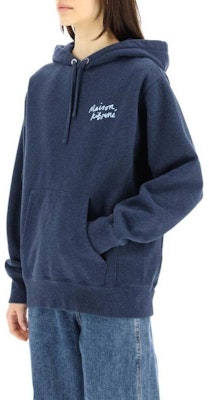 (W) Maison Kitsune SS22 Hoodie Biru dengan Rekaan Cetakan Logo Warna Solid IU00330KM0020NM Purchase (W) Maison Kitsune SS22 Hoodie Biru dengan Rekaan Cetakan Logo Warna Solid IU00330KM0020NM