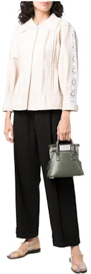 (W) Maison Margiela SS22 Chaqueta Beige Ajustada con Encaje y Detalles Plisados. S31BN0333S53461102 Lookbook (W) Maison Margiela SS22 Chaqueta Beige Ajustada con Encaje y Detalles Plisados. S31BN0333S53461102