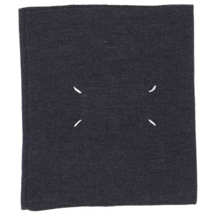 (Women) Maison Margiela  Wool Knit Scarf Solid Design - Grey S51TE0103M13057