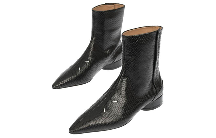 Lookbook (W) Maison Margiela Sepatu Boot Ankle Kulit Hitam Fashion S58WU0280P2785T8013