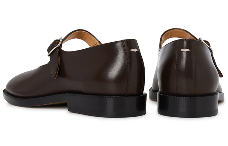 Purchase (W) Maison Margiela 小牛皮 Tabi 高跟鞋 ''深棕色'' S39WL0119P3292T2154