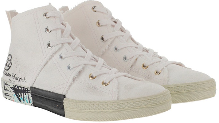 (W) Maison Margiela Sepatu Tinggi 'Putih Abu Grafiti' S58WS0127P1875T1016 Lookbook (W) Maison Margiela Sepatu Tinggi 'Putih Abu Grafiti' S58WS0127P1875T1016