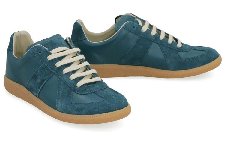 Lookbook (W) Maison Margiela Sepatu Sneakers Kulit Low Top 'Biru' S58WS0109P1895H9389