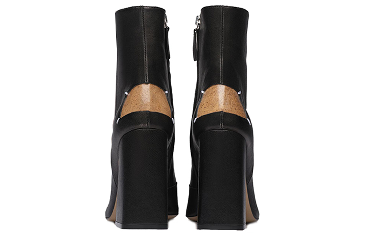 Lookbook (W) 메종 마르지엘라 블랙 가죽 앵클부츠 (10cm) S58WU0385P3753T8013