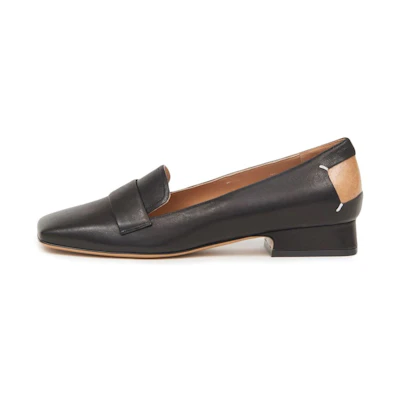 (W) Maison Margiela Leather Square Toe Slip-On Loafers 'Black'