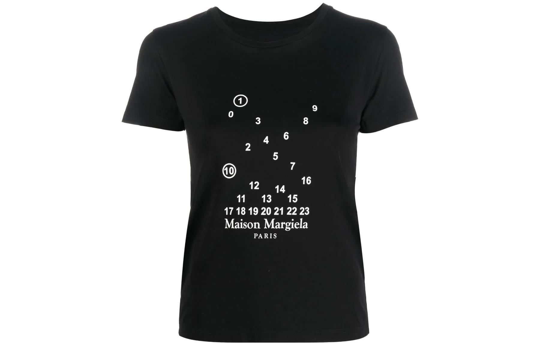 (Women) Maison Margiela Logo Print Black Crewneck T-Shirt SS22  Casual Tee. S51GC0517S22816900