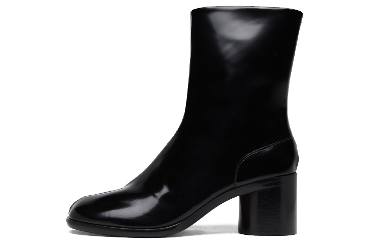 (W) Maison Margiela Maison Margiella Tabi 'Black Retro Casual Boot'