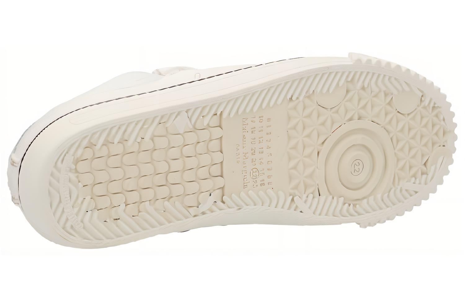 Shop (W) Maison Margiela 新款进化运动鞋 '白色' S58WS0234P5063H8548