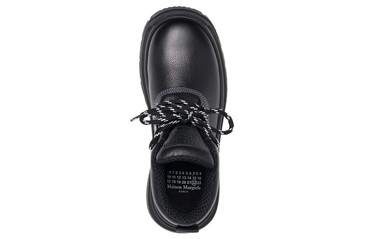 Shop Maison Margiela 厚底皮革短靴 女款 黑色
