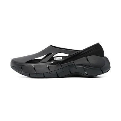 (W) Maison Margiela Reebok Classic Leather Tabi 'Black'