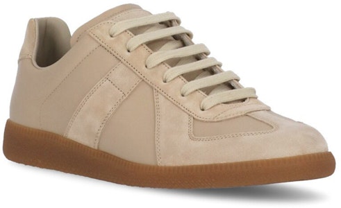 (W) Maison Margiela Replica Low 'Beige Gum' Sepatu Sneaker S58WS0109-P1895-H1200 Lookbook (W) Maison Margiela Replica Low 'Beige Gum' Sepatu Sneaker S58WS0109-P1895-H1200