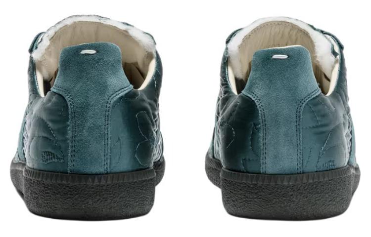Purchase (Women) Maison Margiela Replica Low Top 'Green' S58WS0109P5118H9415
