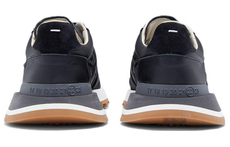 Shop (W) メゾン マルジェラ レトロ ランナー エボリューション (ブラック) S58WS0213-P4341-T8013