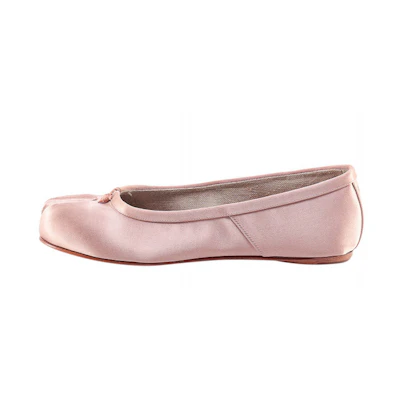 (W) Maison Margiela Satin Tabi Ballerina Shoe Powder Pink