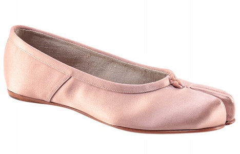 (W) Zapatos Maison Margiela Tabi Satin Ballerina Rosa Empolvado S58WZ0117P5125T4104 Lookbook (W) Zapatos Maison Margiela Tabi Satin Ballerina Rosa Empolvado S58WZ0117P5125T4104