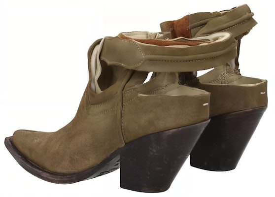 (W) メゾン マルジェラ スエード アンクルブーツ (グリーンベルベット) S39WP0052SY1197963 Lookbook (W) メゾン マルジェラ スエード アンクルブーツ (グリーンベルベット) S39WP0052SY1197963