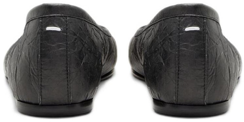 (W) 메종 마르지엘라 타비 플랫 블랙 (Maison Margiela Tabi Flat Black) S58WZ0042P4717T8013 Lookbook (W) 메종 마르지엘라 타비 플랫 블랙 (Maison Margiela Tabi Flat Black) S58WZ0042P4717T8013