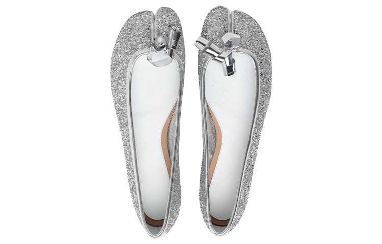 Lookbook (W) Maison Margiela Tabi "Ballerine Argentée" S39WZ0039P0787T9002