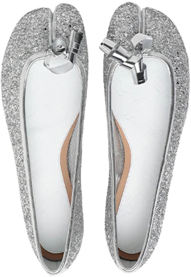 (W) Maison Margiela Tabi "Ballerine Argentée" S39WZ0039P0787T9002 Lookbook (W) Maison Margiela Tabi "Ballerine Argentée" S39WZ0039P0787T9002