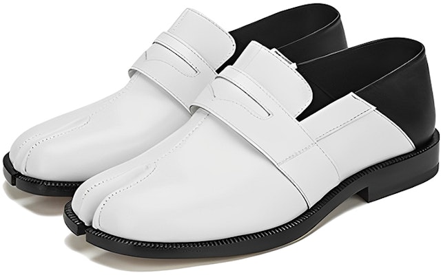 (W) (女性用) メゾン マルジェラ タビ『ブラック&ホワイト割れ足ローファー』 S39WR0021P2820H1527 Lookbook (W) (女性用) メゾン マルジェラ タビ『ブラック&ホワイト割れ足ローファー』 S39WR0021P2820H1527