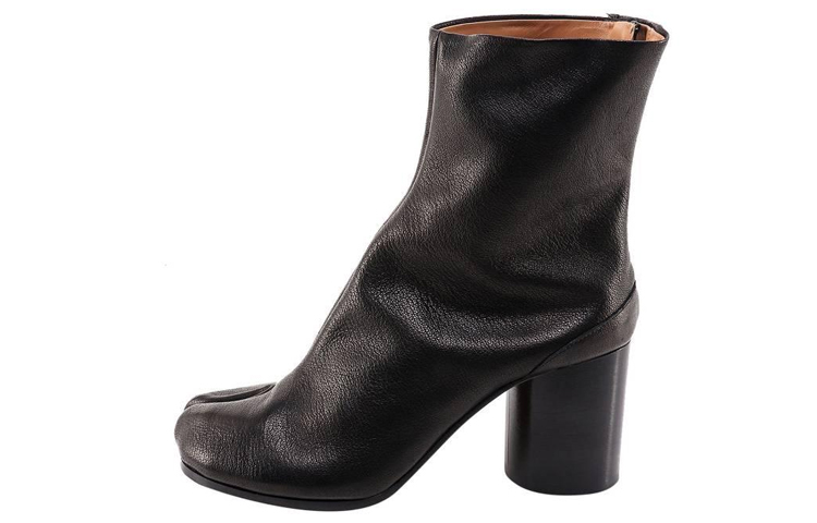 (W) Maison Margiela Tabi 'Black Calfskin'