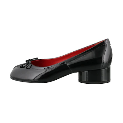 (W) Maison Margiela Tabi 'Black Minimalist Split-Toe High Heel'