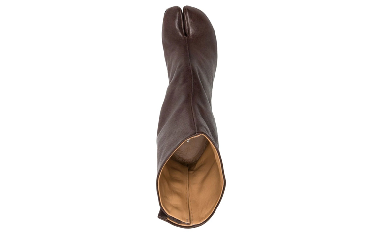Purchase (W) Maison Margiela Tabi ''Botte en cuir marron à cheville'' S58WU0260PR058T2186
