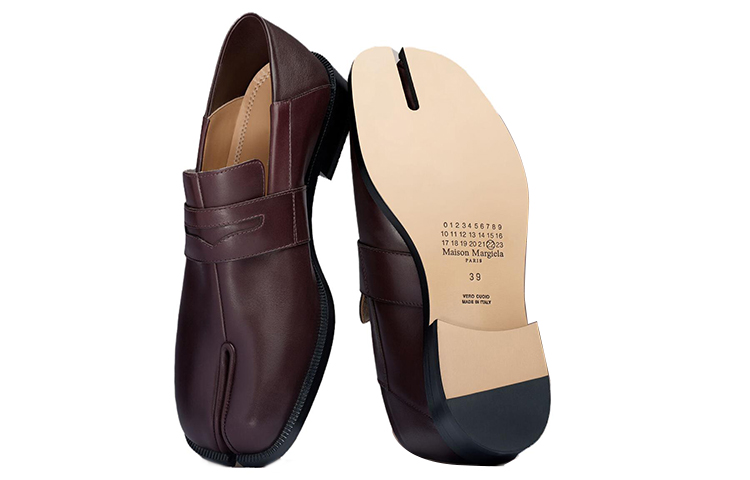 Shop (W) Maison Margiela Tabi 'Burgundy Box' S39WR0021P4165T5075