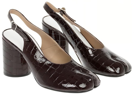 (W) Maison Margiela Tabi 'Burgundy Buckle' Sepatu pria wanita Burgundy Buckle S39WL0113P3837T2271 Lookbook (W) Maison Margiela Tabi 'Burgundy Buckle' Sepatu pria wanita Burgundy Buckle S39WL0113P3837T2271