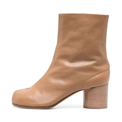 (W) Maison Margiela Tabi 'CMFT Versatile Brown'