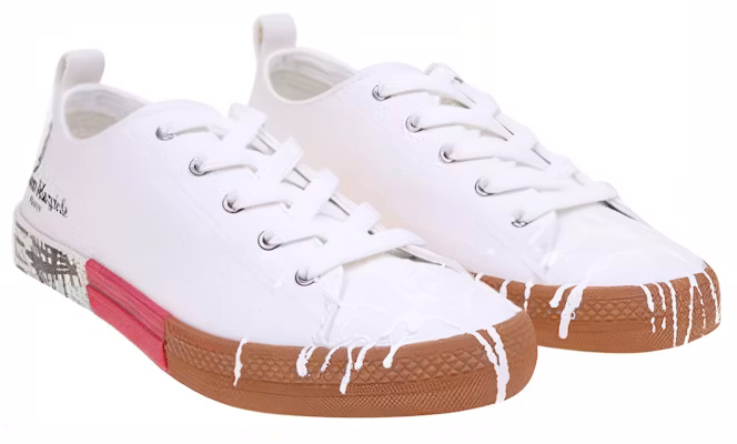 (W) Maison Margiela Tabi ''Graffiti Canvas Low-Top'' Sneakers S58WS0178P2974H1527 Lookbook (W) Maison Margiela Tabi ''Graffiti Canvas Low-Top'' Sneakers S58WS0178P2974H1527