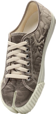 Maison Margiela梅森馬吉拉 Tabi 尼龍 分趾 時尚布鞋 女款 灰色 Buy Maison Margiela梅森馬吉拉 Tabi 尼龍 分趾 時尚布鞋 女款 灰色