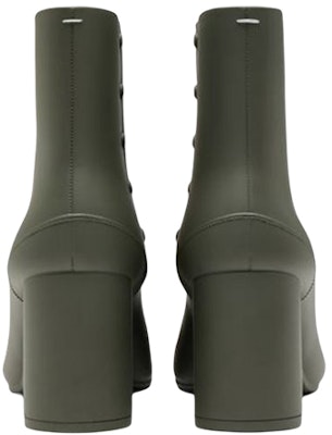 (W) Maison Margiela Rubber Tabi Ankle Boot 'Avion Green' Hijau Terbang S38WU0378P4365T7166 Lookbook (W) Maison Margiela Rubber Tabi Ankle Boot 'Avion Green' Hijau Terbang S38WU0378P4365T7166