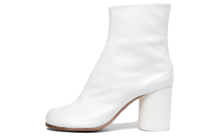 Buy Maison Margiela Tabi 小牛皮 分趾休閒短靴 女款 純白色