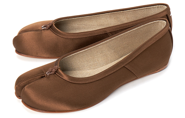 Order (W) Maison Margiela Tabi 'Satin Split-Toe Flat Coklat' S58WZ0117P5125T2256