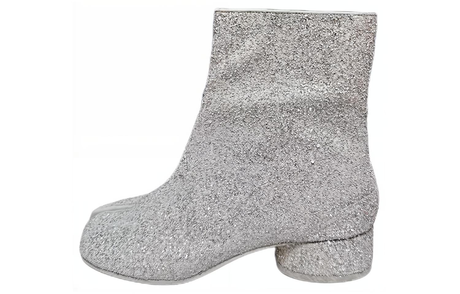 (W) Maison Margiela Tabi 'Silver Ankle Boot'