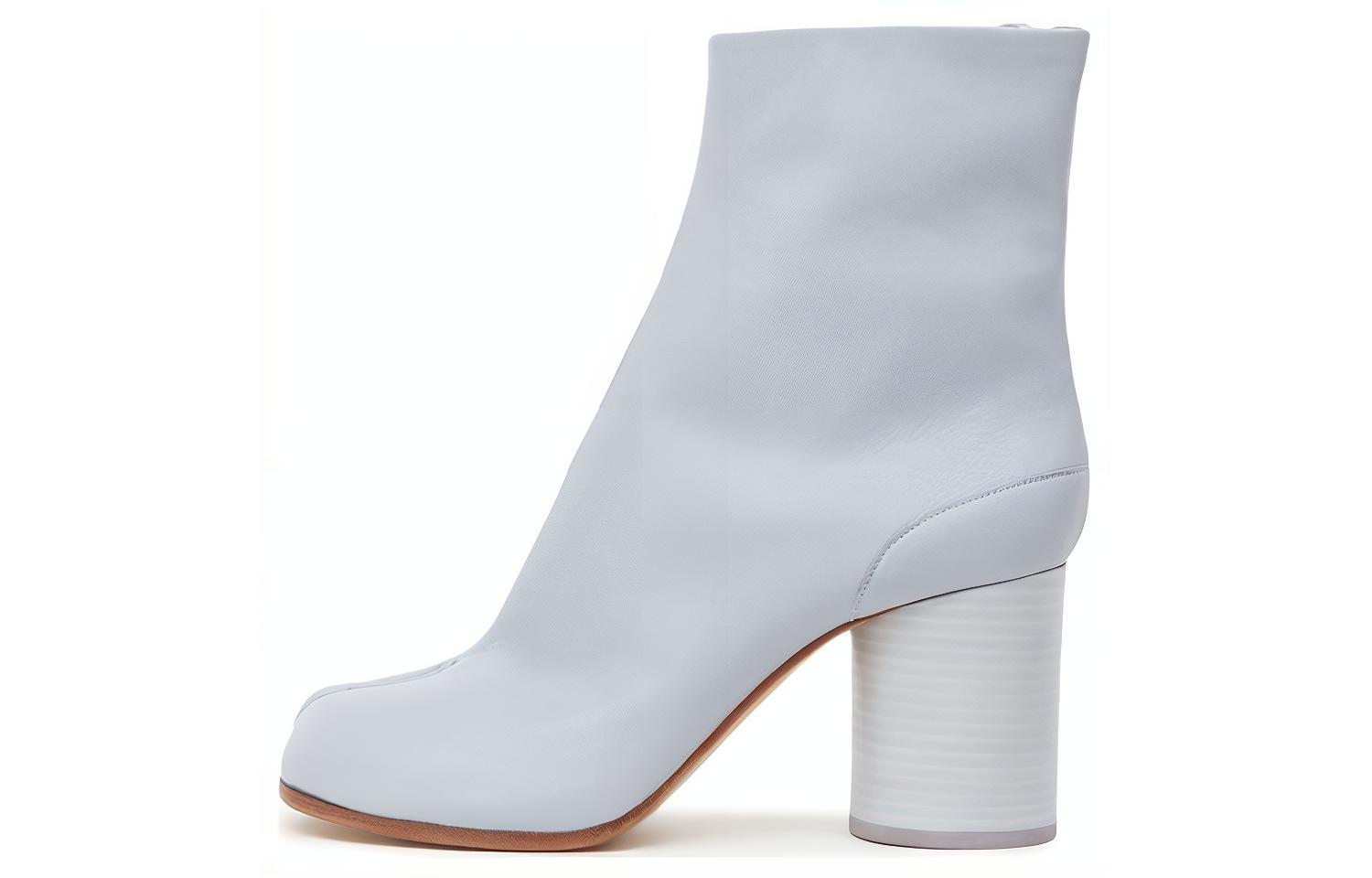 Buy (W) 메종 마르지엘라 타비 '스카이블루 시어링' S58WU0260P3753T6172