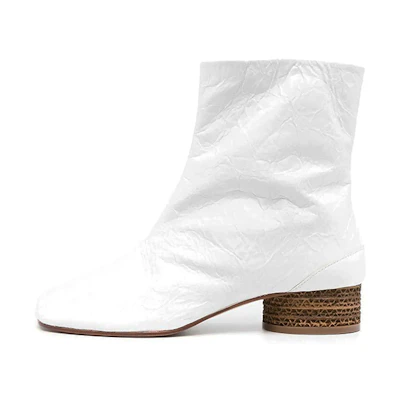 (W) Maison Margiela Tabi 'White Crinkle Calfskin Split-Toe Ankle Boot'