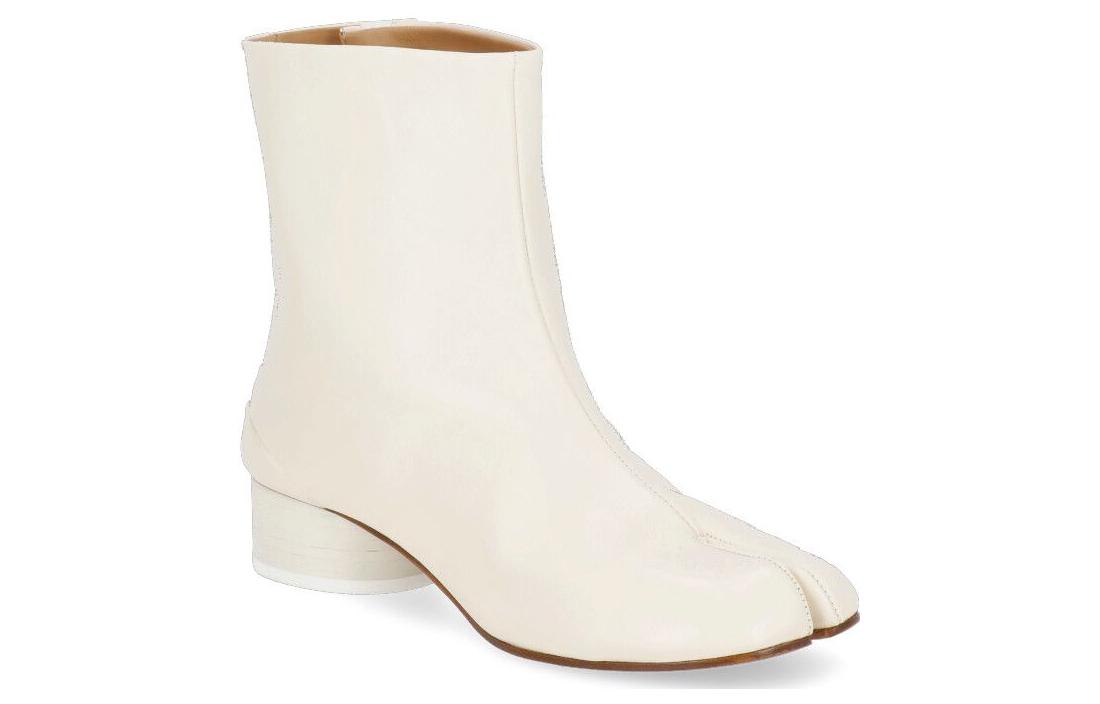 Order (W) Maison Margiela Tabi ''Bottines en Peau de Mouton Blanche'' S58WU0273P3753T1003