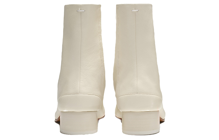 Purchase (W) Maison Margiela Tabi ''Bottines en Peau de Mouton Blanche'' S58WU0273P3753T1003