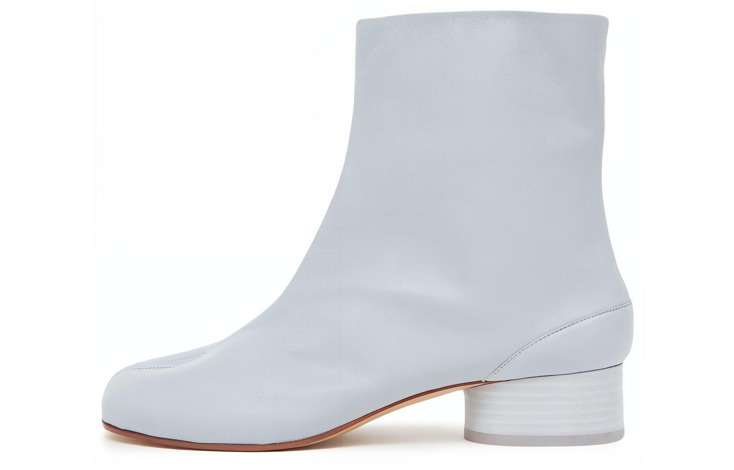 Buy (W) Maison Margiela Bottines Tabi ''Bleu Clair'' S58WU0273P3753T6172