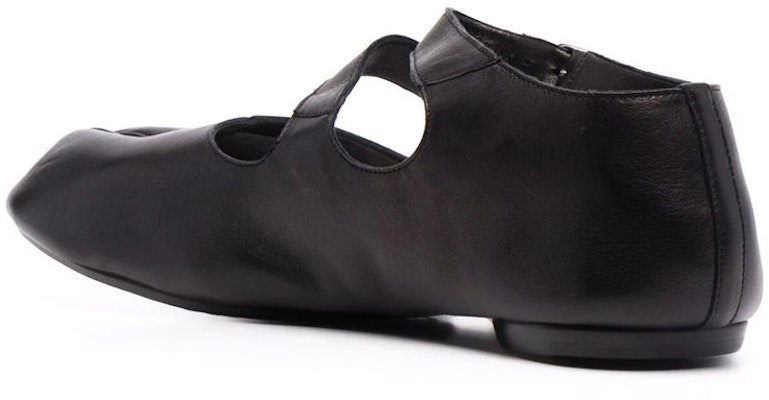 (W) Maison Margiela Tabi Ballerina Double-Strap Flats 'Hitam' S58WZ0109-PR869-T8013 Lookbook (W) Maison Margiela Tabi Ballerina Double-Strap Flats 'Hitam' S58WZ0109-PR869-T8013
